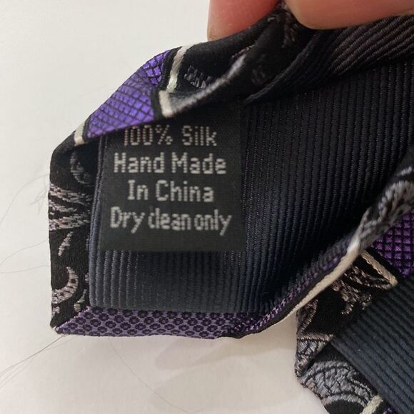 ProntoUomo platinum Mens wearhouse gray purple black stripe 100 % silk paisley - Picture 7 of 7